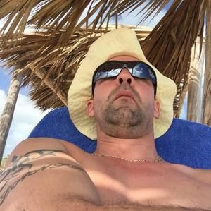 Meet your Posher, René